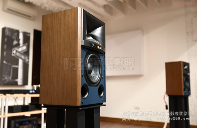 JBL 4309ʽ50O(jin) Ȃ棬{Ʒζ֮x